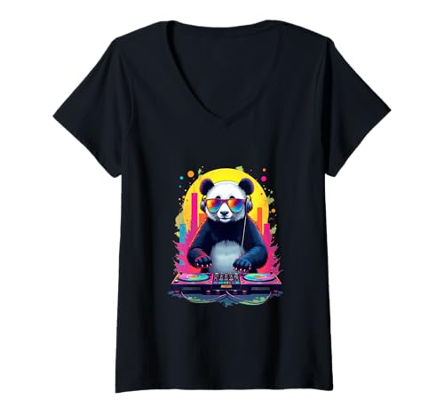 Damen DJ Panda im Retro-Pop-Art-Stil T-Shirt mit V-Ausschnitt Damen DJ Panda im Retro-Pop-Art-Stil T-Shirt mit V-Ausschnitt von Groovy Jungle Beats