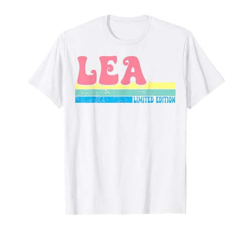 LEA Name Personalisierte Süße Idee Groovy Women LEA T-Shirt von Groovy Personalized Apparel for Women.