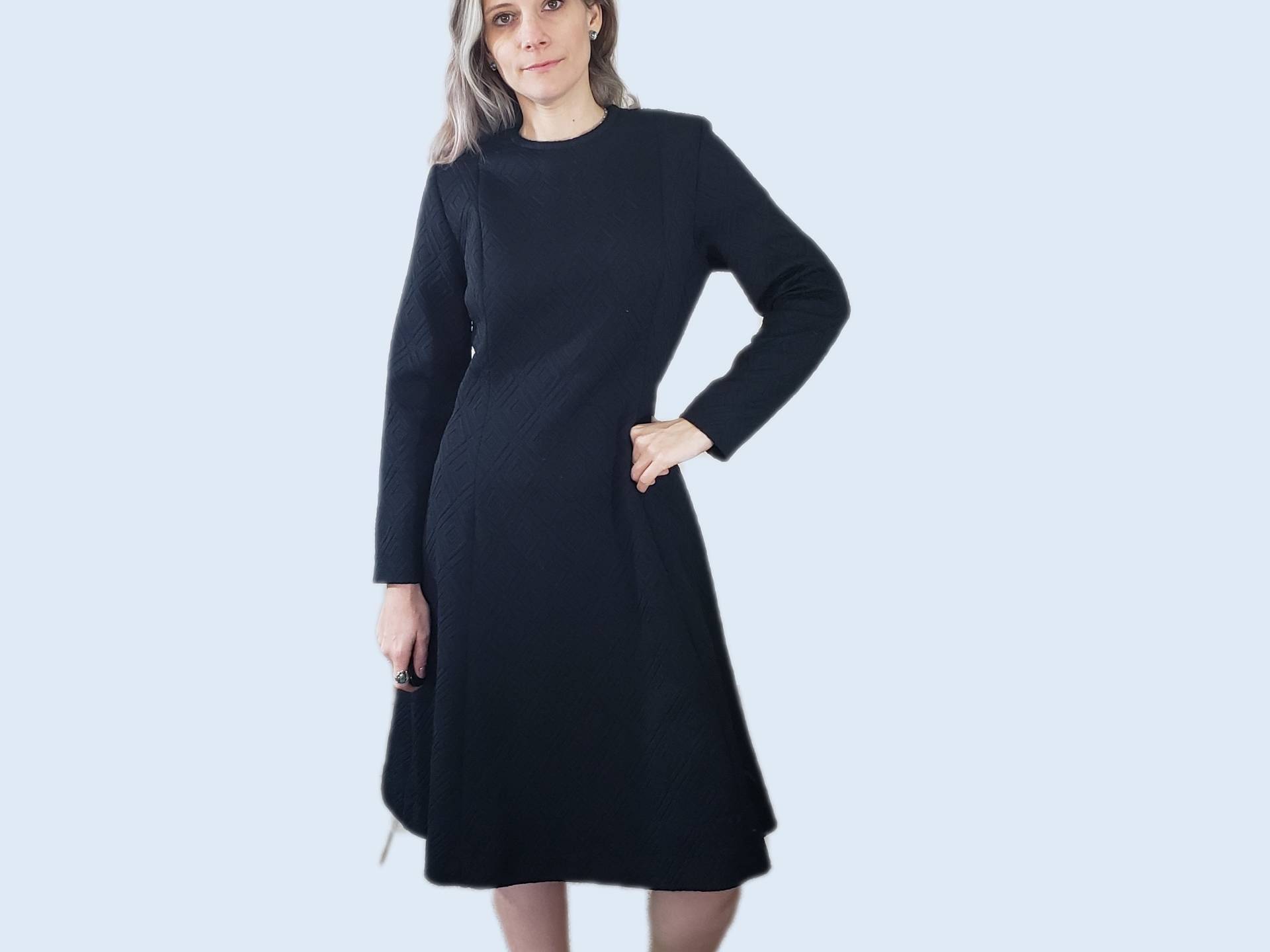 Vintage 60Er 70Er Jahre Langarm Schwarzes Kleid Strukturiert Cocktail A Line 12 14 Xl Plus von GroovyGarmentsVTG