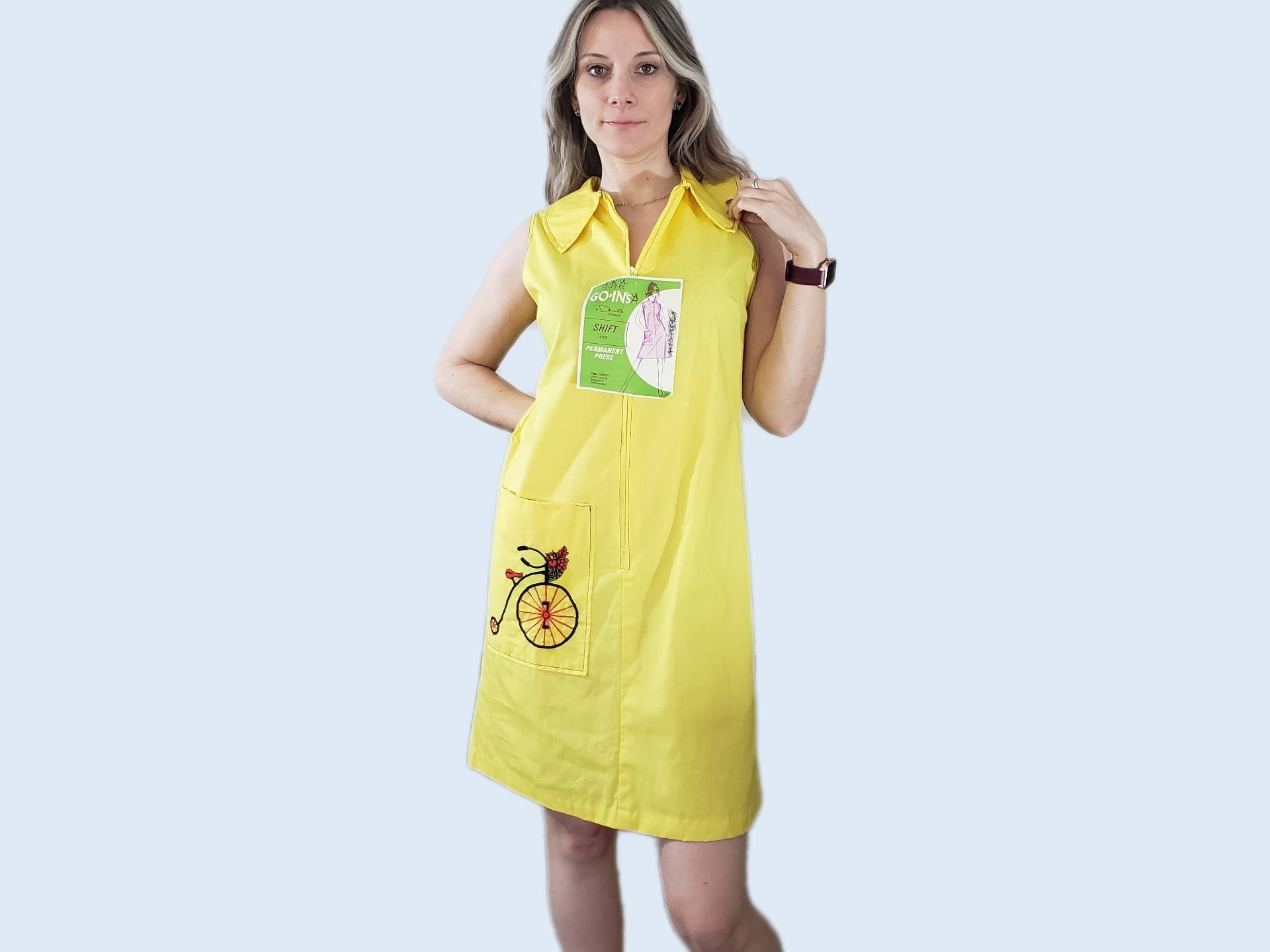 Vintage Nos New W/Tags 60Er Jahre Etuikleid Mod Gelb Neuheit Fahrrad Zip Scooter Kleine Go-In's von GroovyGarmentsVTG