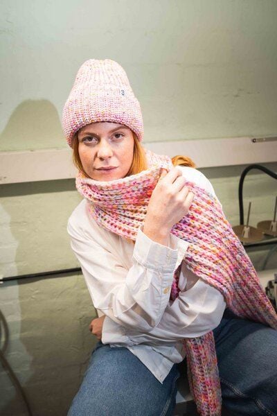 Grote Strick Strickschal GLÜSEN reine Merinowolle von Grote Strick