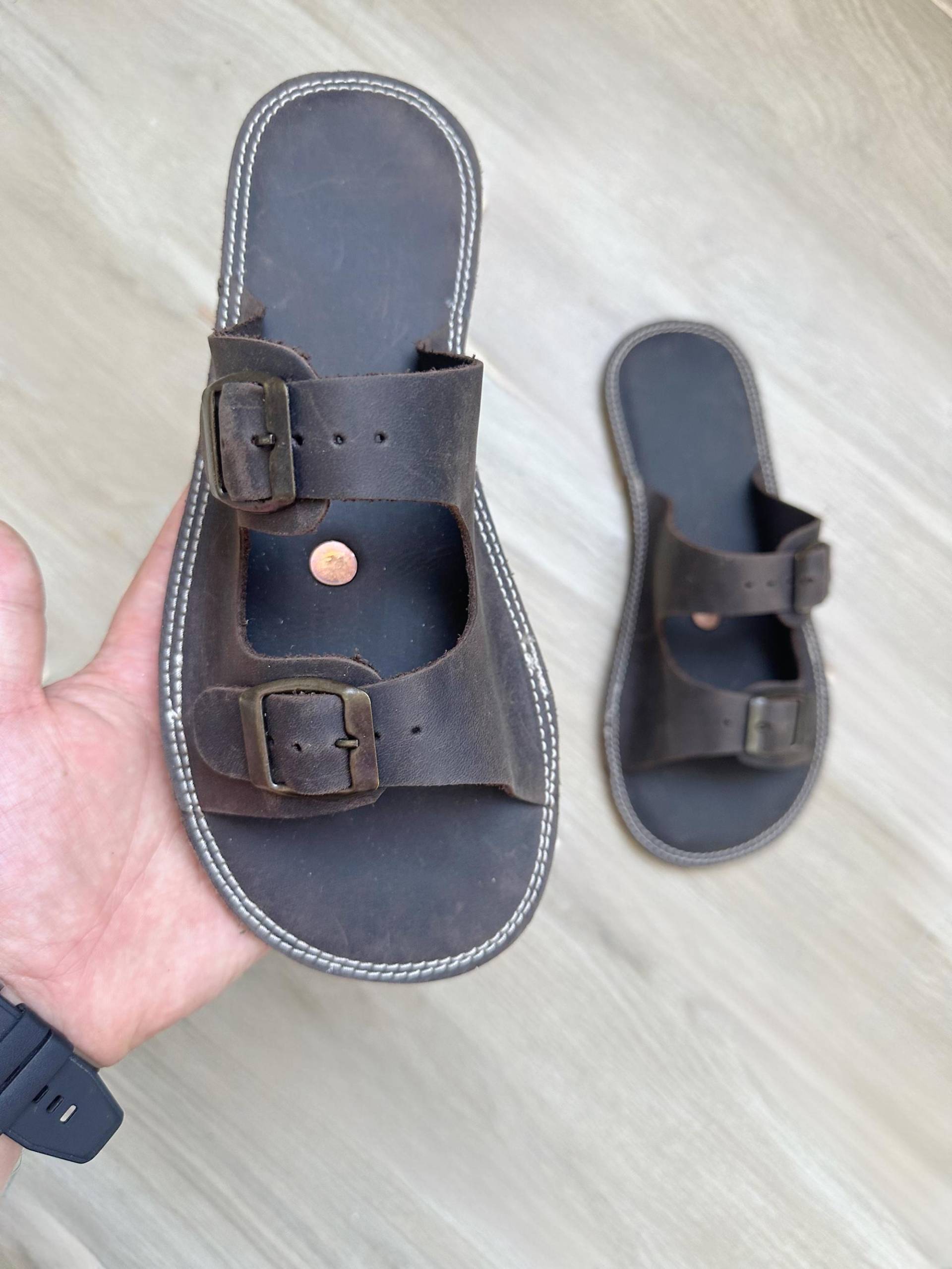 Grounding Sandals For Men, Earthing Slipper With Copper Rivet, With Buckles, Dark Brown von Groudingschuhe