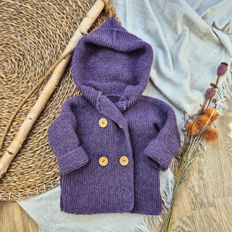 Baby Cardigan Gr. 80/86, Lila Meliert, Handgemachte Babystrickjacke Lila, Geschenk Zur Geburt von GrowlikethisShop
