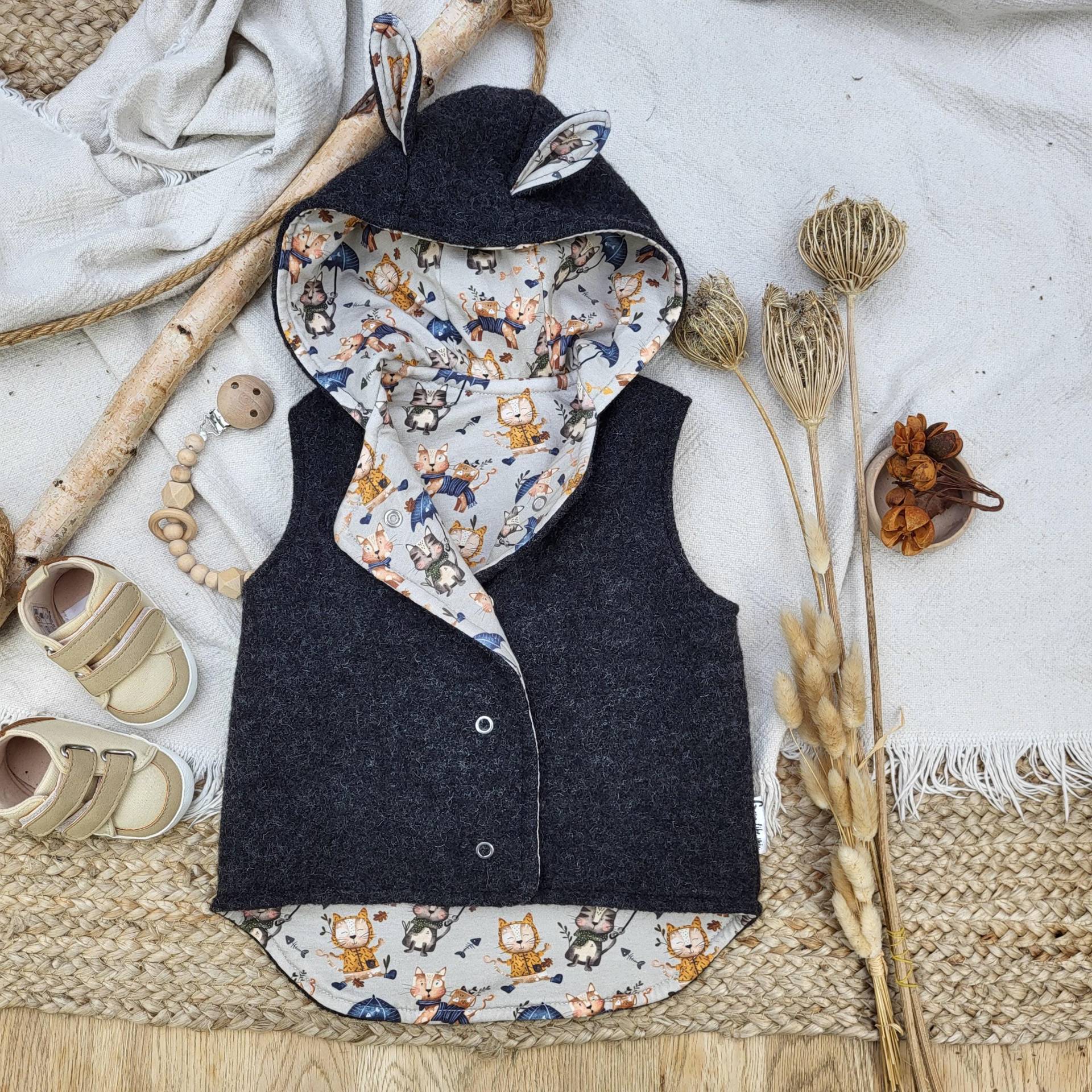Wollwalkweste Gr. 86 Anthrazit/Autum Cats , Kinderweste, Übergangsjacke, Weste Für Kinder, Walkweste Mit Ohren von GrowlikethisShop