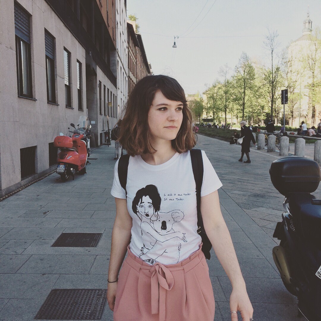 Zarte Shirt Zarte Shirt von GstudioBoutique