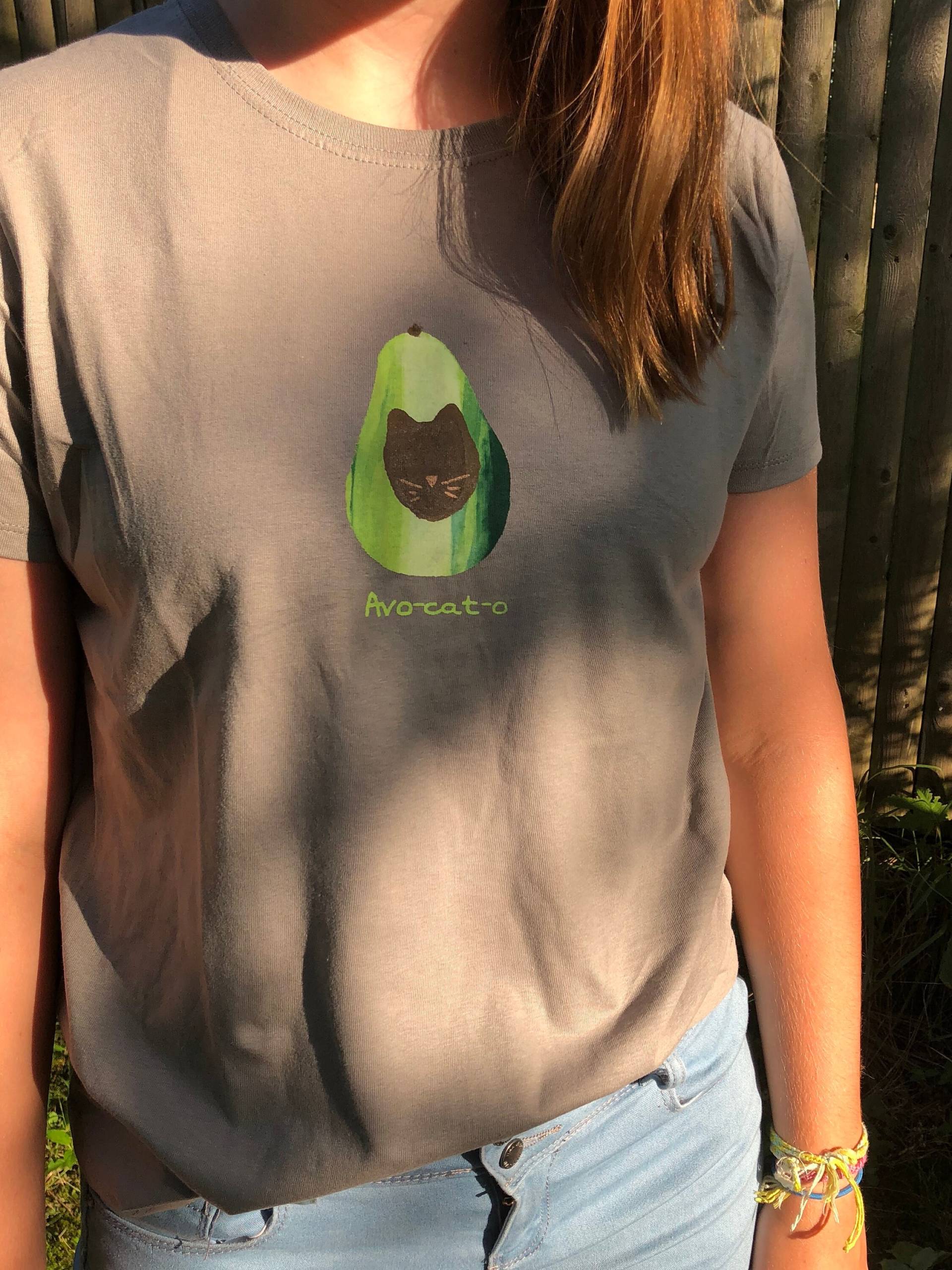 Avo-Katze-O Frauen T-Shirt Avo-Katze-O Frauen T-Shirt von GuacTalk