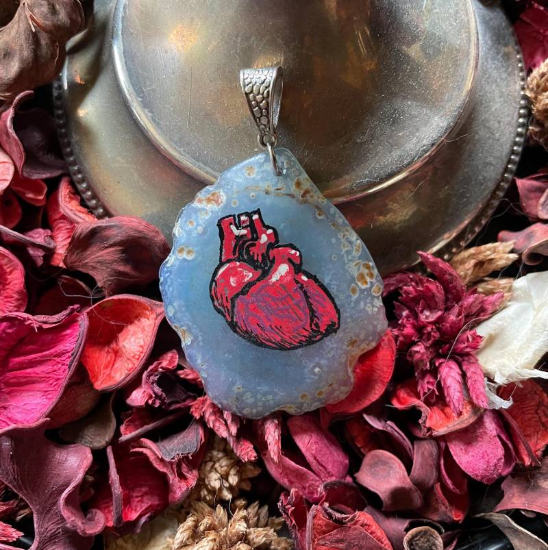 Handgemaltes Herz Auf Achatscheibe von GuardiGems