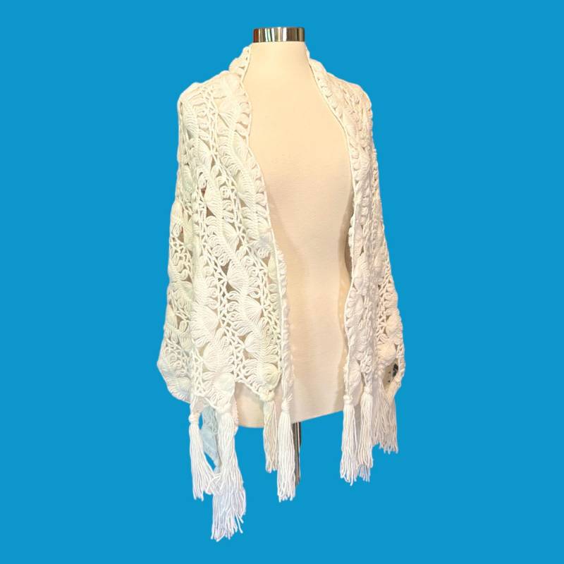 Vintage 70Er Jahre Weißer Häkelschal Wickelschal von GuavaTreeVintage