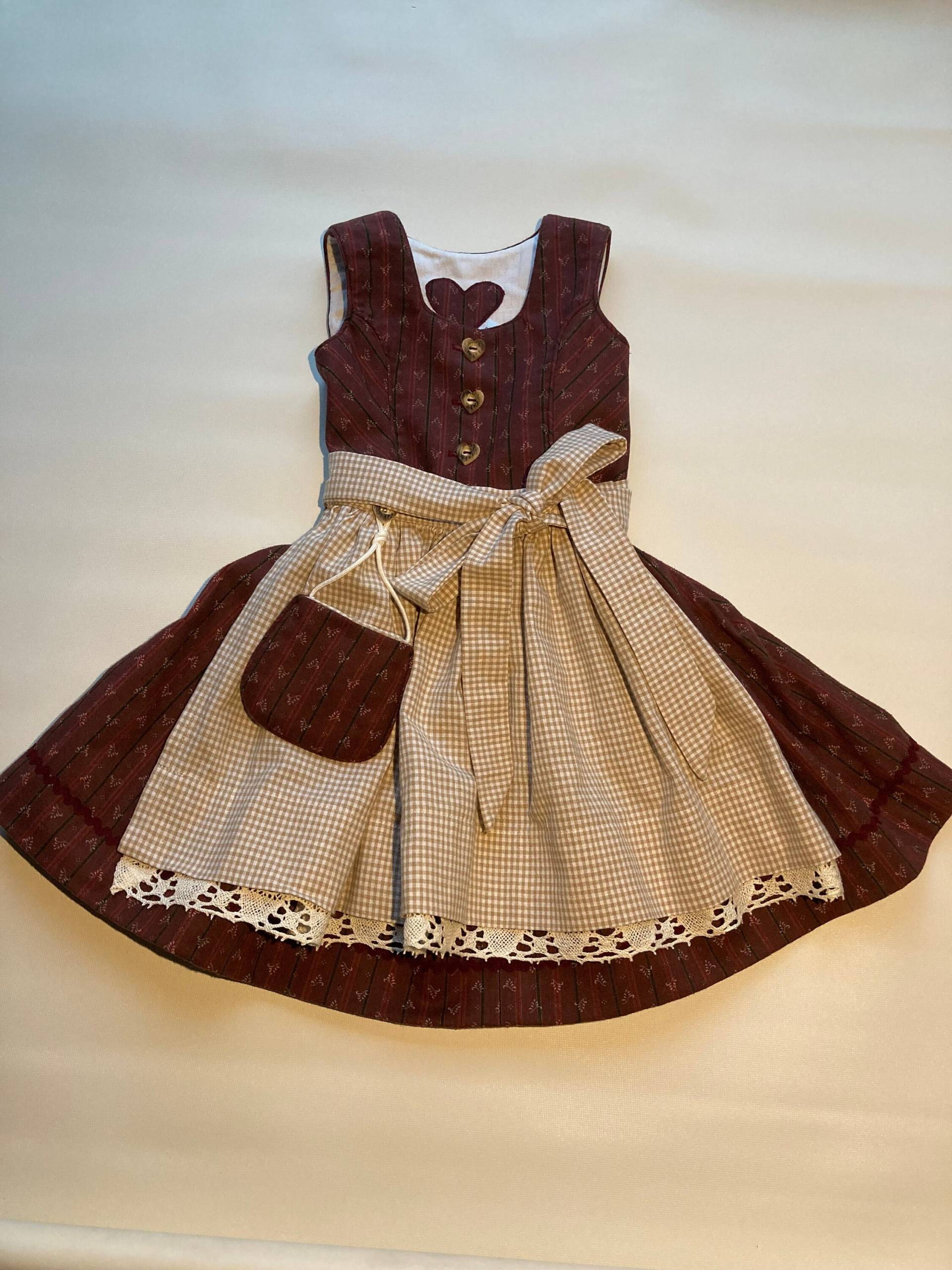Kinderdirndl Gr.92, Upcycling Unikat Bestehend Aus Kleid Und Schürze Mit Baumeltäschchen von GudrunRichter