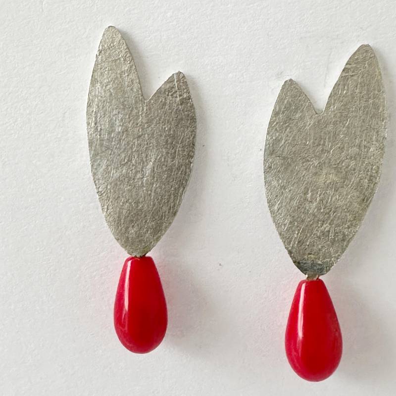 Herzohrring Rote Koralle Silber von GudrunRothSchmuck