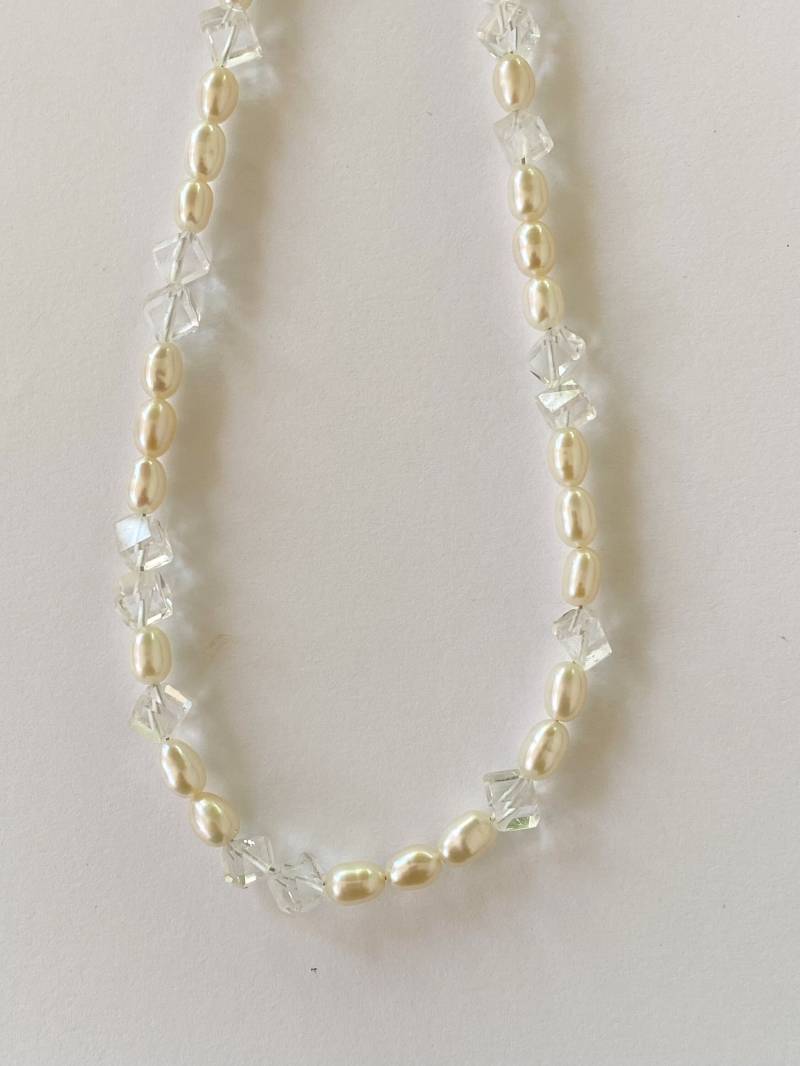 Kette Perlen Und Bergkristall von GudrunRothSchmuck