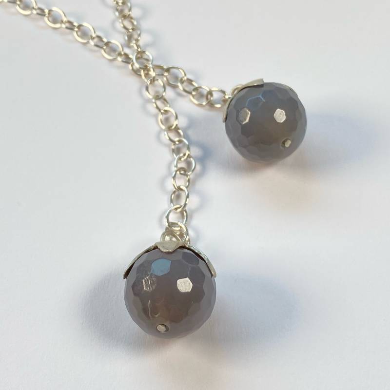 Lange Silberkette Achatkugeln Grau von GudrunRothSchmuck