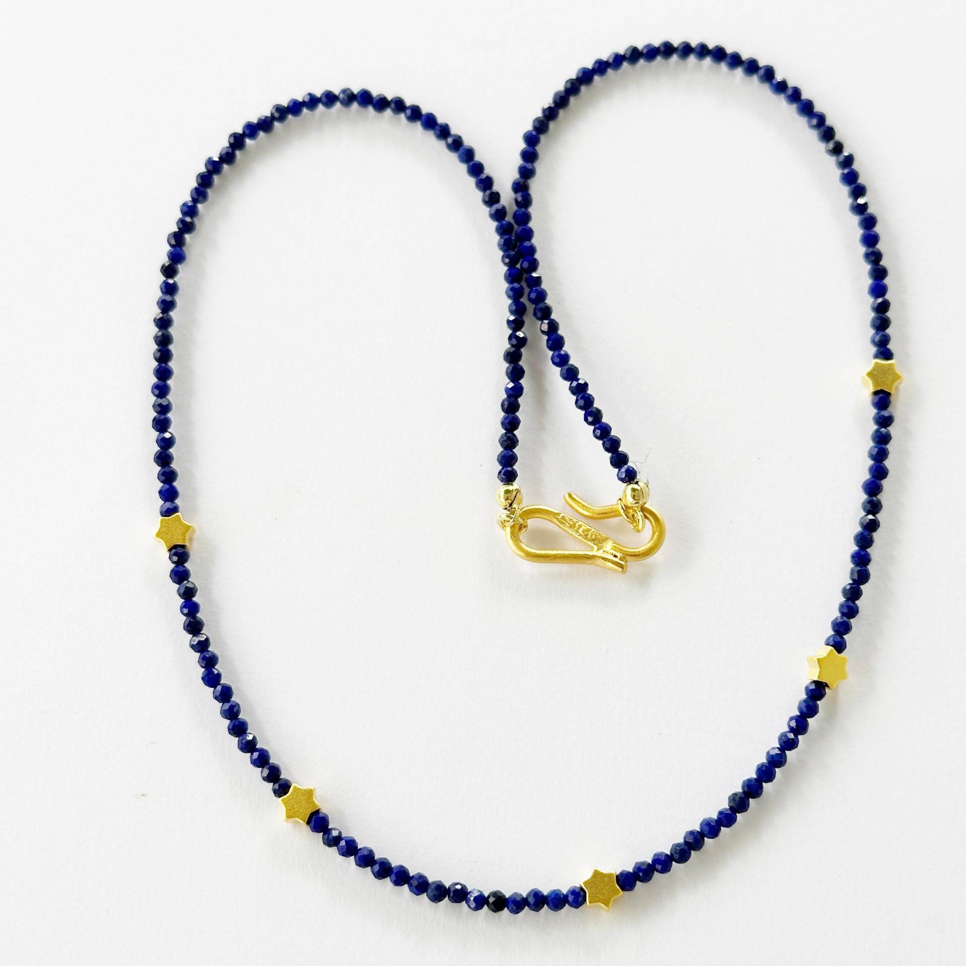 Lapis Lazuli Kette Mit Goldenen Sternen von GudrunRothSchmuck