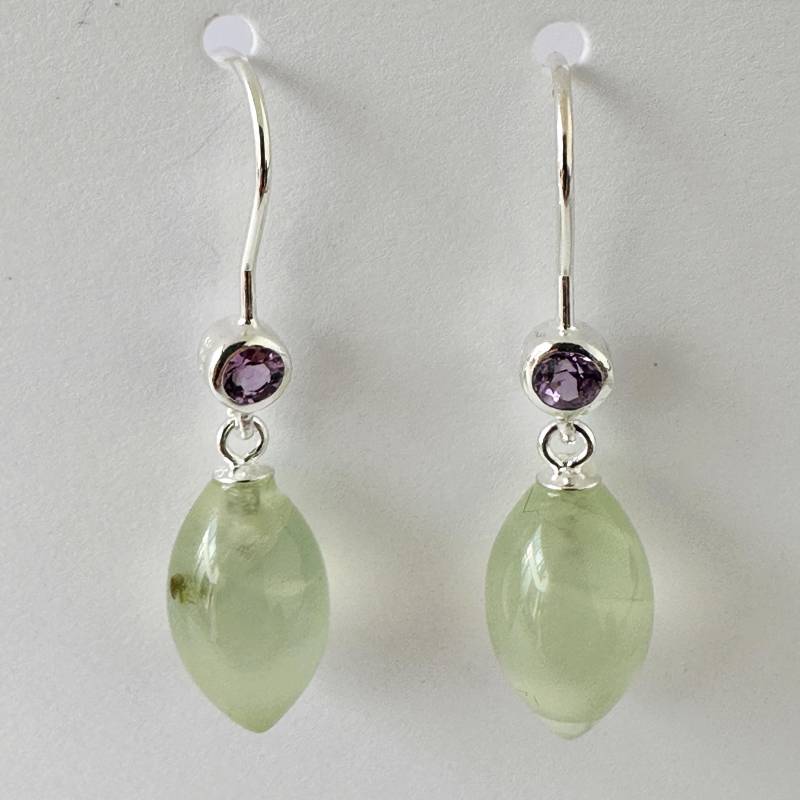 Ohrringe Mit Prehnit Anhänger von GudrunRothSchmuck