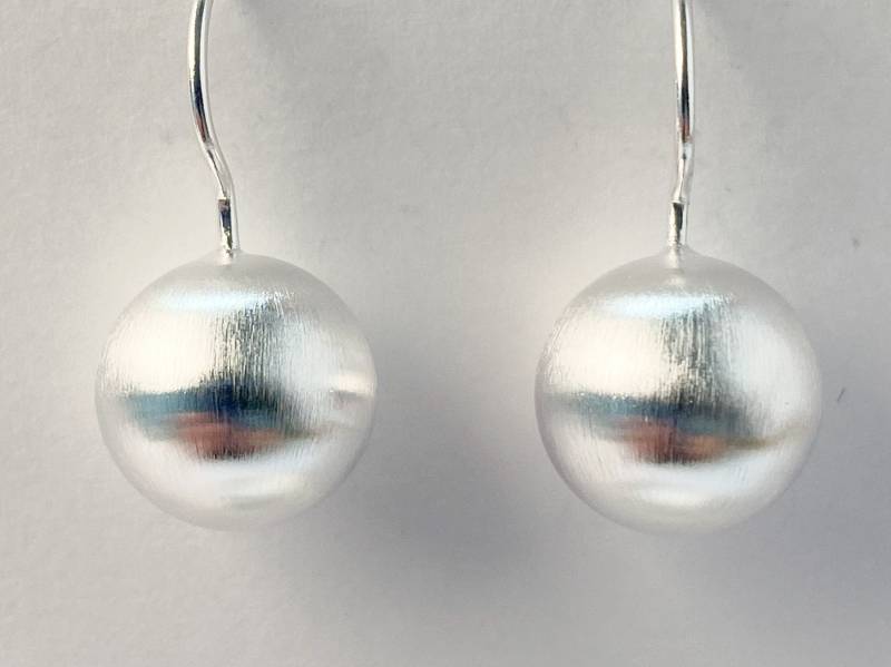 Silberne Kugelohrringe Mattiert 12mm von GudrunRothSchmuck