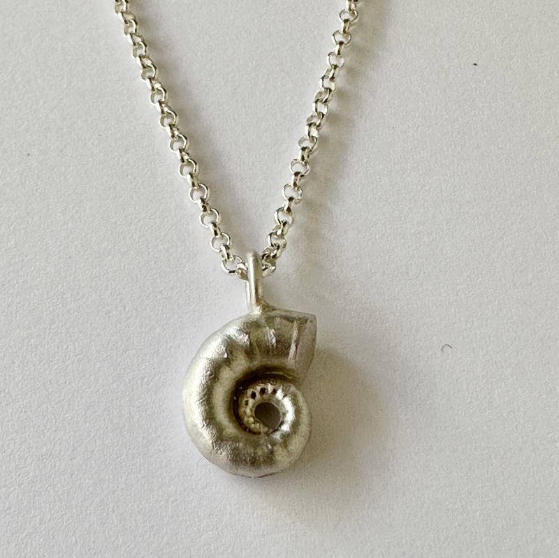 Silberner Anhänger Schnecke von GudrunRothSchmuck