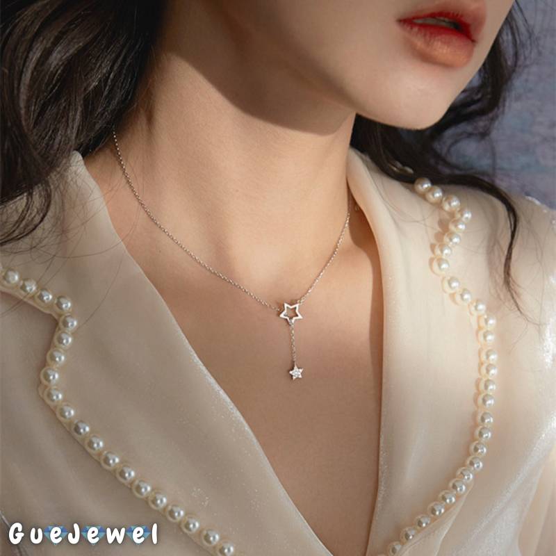 Hollow Five-Pointed Star Necklace Made Of Titanium Steel For Women My Love From The Stars Collarbone Chain With Tassel Pendant Women Hollow Five-Pointed Star Necklace Made Of Titanium Steel For Women My Love From The Stars Collarbone Chain With Tassel Pendant Women von GueJewel