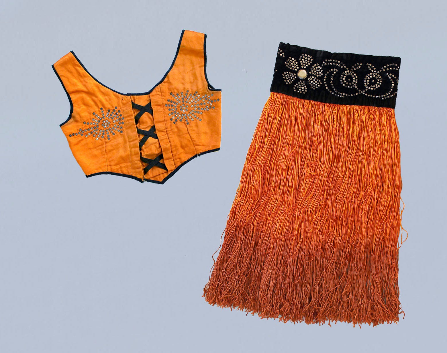 Selten 1920Er Showgirl Kostüm/20Er - 30Er Burlesque Korsett Top Und Ombre Fransen Rock Strass Designs Selten 1920Er Showgirl Kostüm/20Er - 30Er Burlesque Korsett Top Und Ombre Fransen Rock Strass Designs von GuermantesVintage