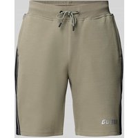 Guess Activewear Relaxed Fit Sweatshorts mit Label-Print Modell 'MICKEY' in Oliv, Größe XXL von Guess Activewear
