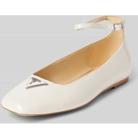 Guess Ballerinas mit Label-Applikation Modell 'LEVVIS' in Beige, Größe 39 von Guess