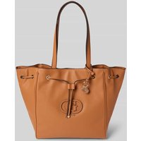 Guess Shopper mit Label-Applikation Modell 'CALEBRA DRAWSTRING TOTE' in Cognac, Größe 1 von Guess