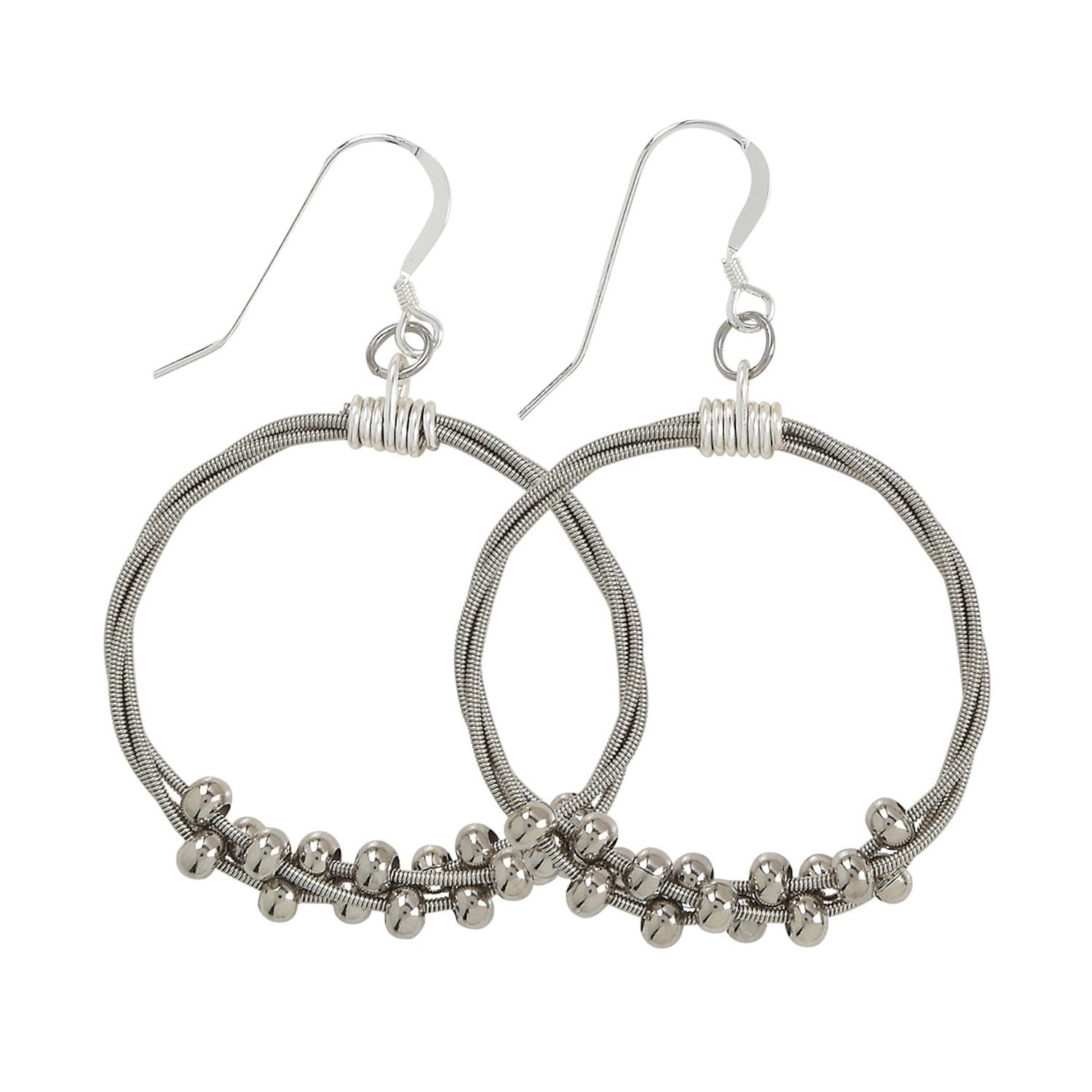 Floating Melody Gitarrenschnur Ohrringe Floating Melody Gitarrenschnur Ohrringe von GuitarStringJewelry