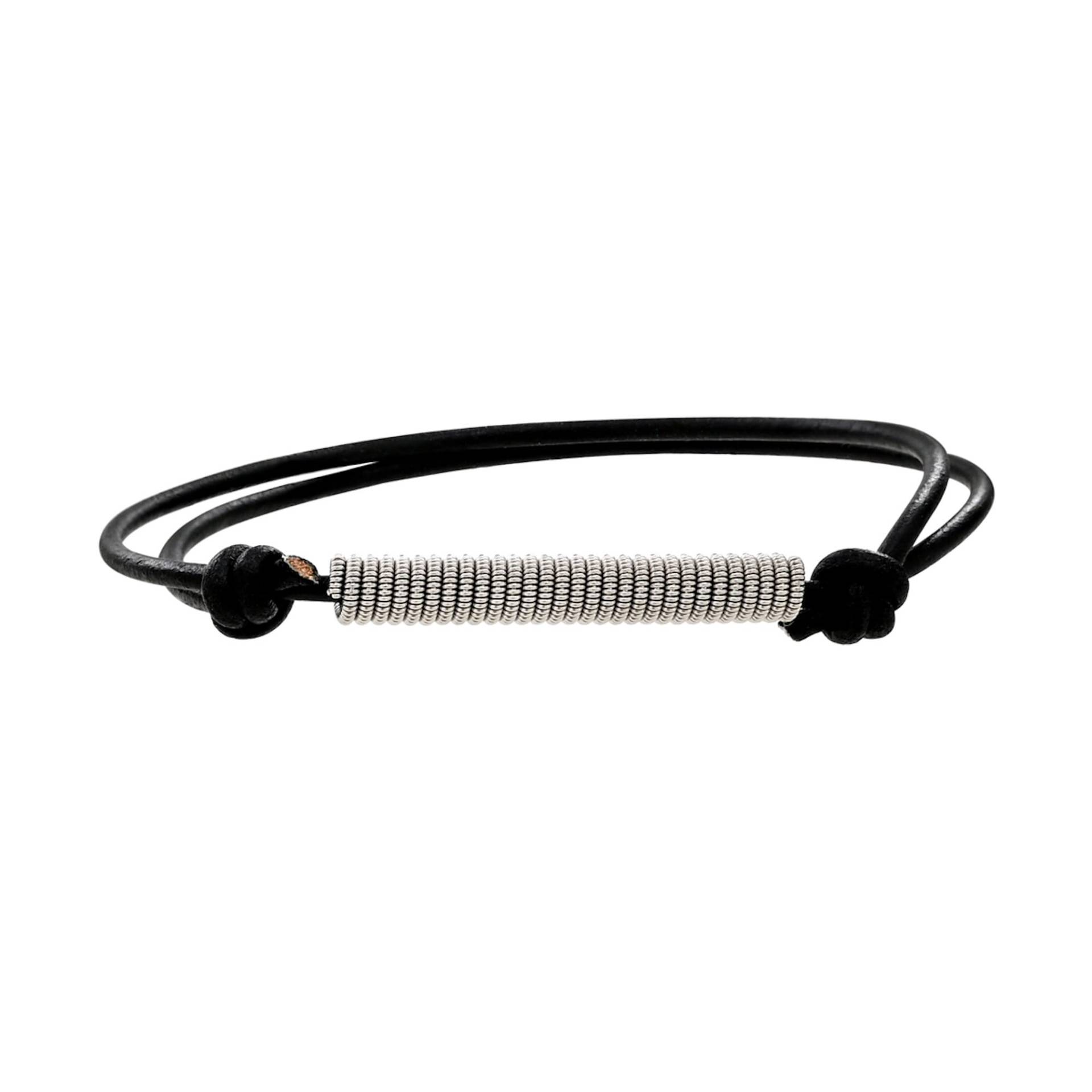 Gitarre String Lederarmband Slipknot Gitarre String Lederarmband Slipknot von GuitarStringJewelry