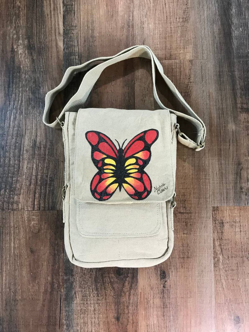 Schmetterling Umhängetasche Handbemalt von GulfLifebyNichole