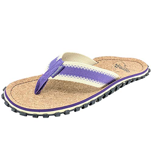 Gumbies Corker - Flip Flops aus Kork mit robuster Sohle aus wiederverwerteten Autoreifen, Fußriemen aus recycelter Baumwolle, ergonomisches Fußbett - Purple, 42 von Gumbies
