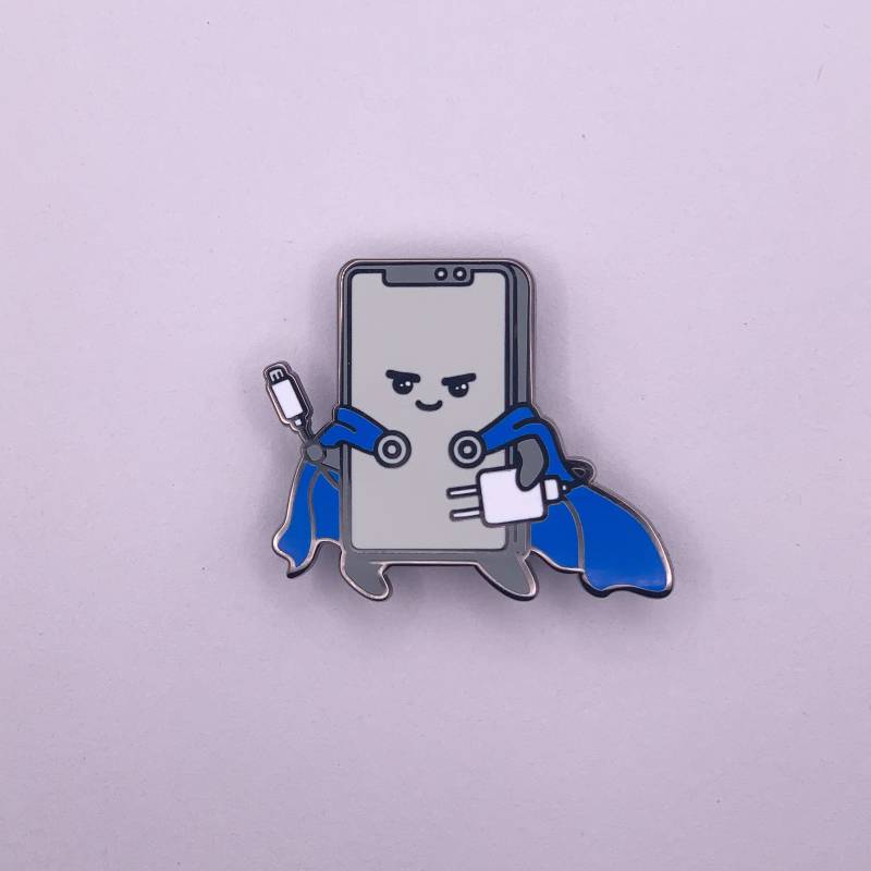 Telefonkrieger Hard Emaille Pin | Originelles Pin-Design von GummyDesigns