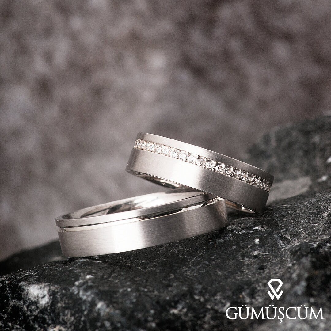 Seine Und Sie Silber Eheringe - 925 Sterling Set Zirkonia Stein Einsatz Für Paare Ringpaar von Gumuscum
