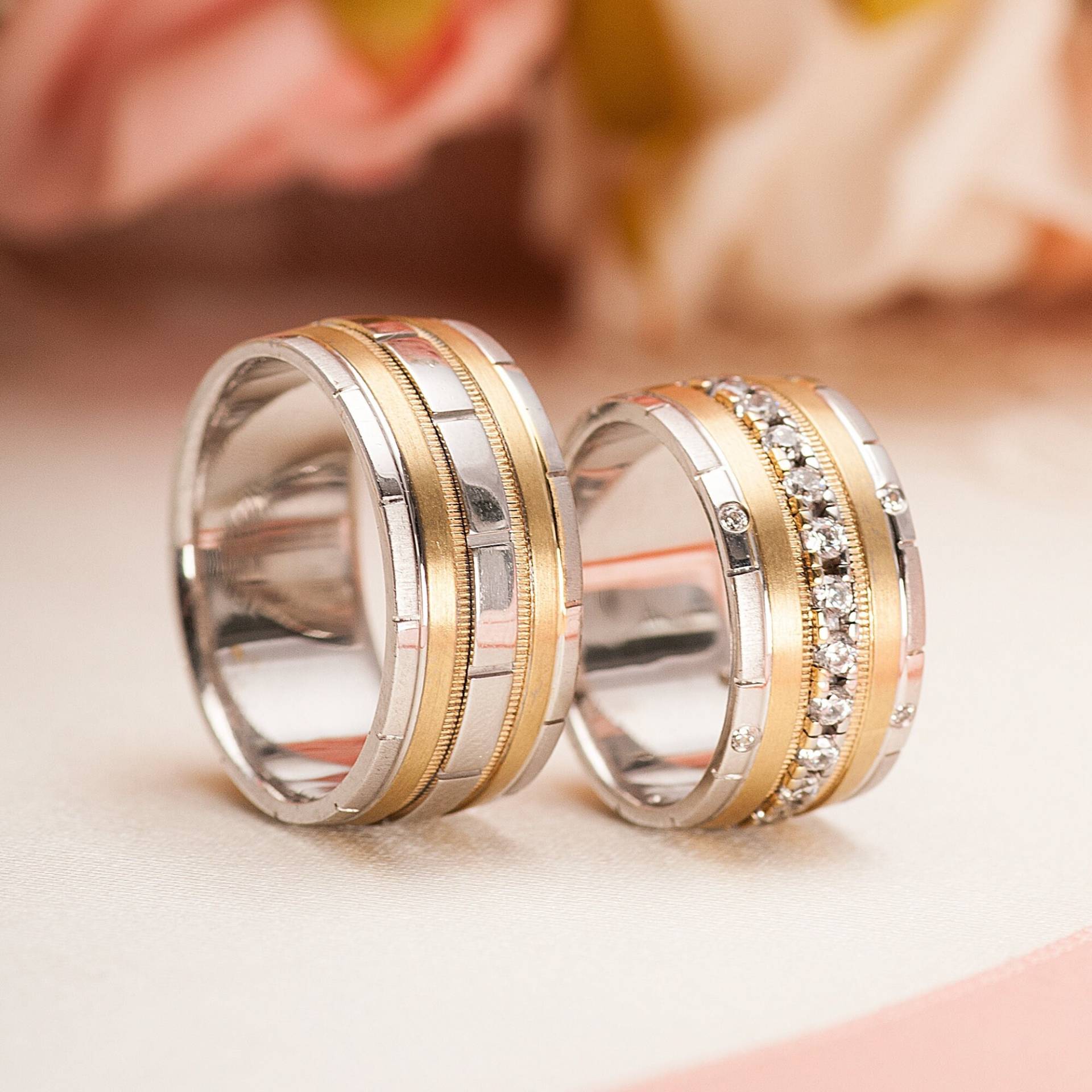 Hochzeitsringe Set, Seine Und Ihre Paare Ringe. Silber Eheringe. His & Hers Eheringe Set. Hochzeit Ring Set Für Ringpaar Hochzeitsringe Set, Seine Und Ihre Paare Ringe. Silber Eheringe. His & Hers Eheringe Set. Hochzeit Ring Set Für Ringpaar von Gumuscum