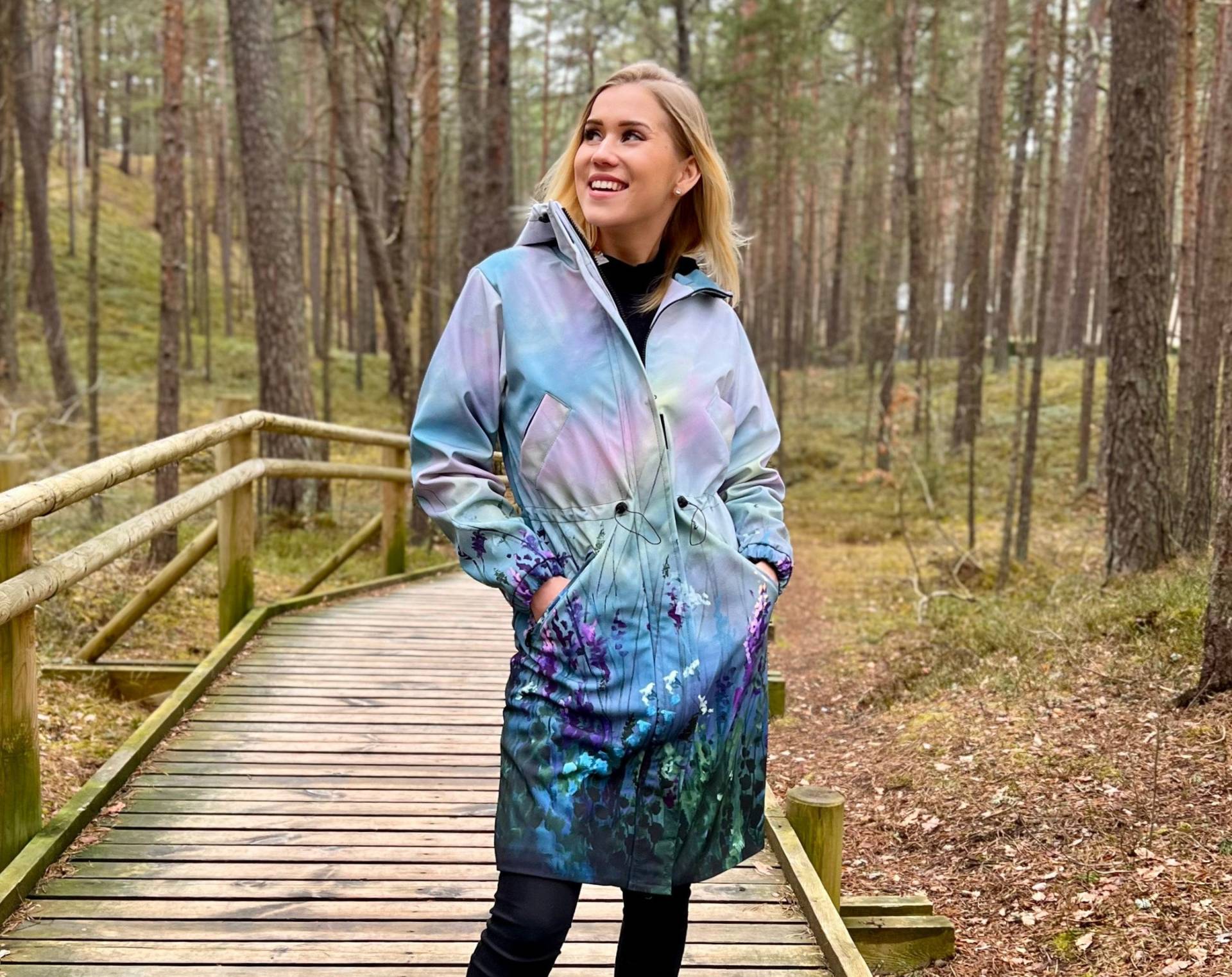 Frauen Langer Regenmantel, Regen Kapuzenjacke, Herbst Kapuzenmantel, Reißverschluss Mantel, Oberbekleidung, Gedruckter Plus Size Floral Parka von Guntina