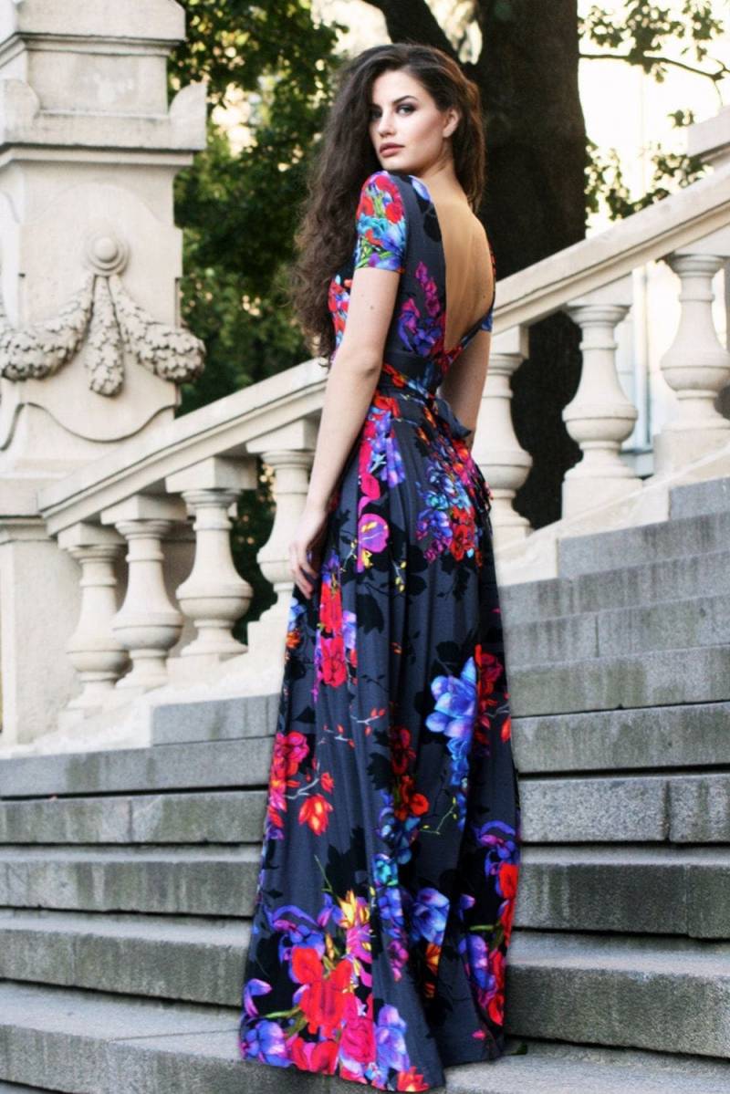 Kleid Mit Offenem Rücken, Plus Size Maxikleid, Bodenlanges Kleid, Abschlussballkleid, Blumenkleid, Frauenkleid, Lockeres Kurzarmkleid von Guntina