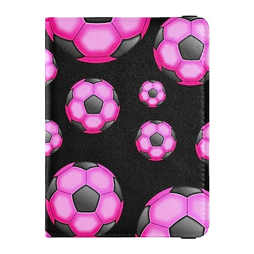 Reisepasshülle für Damen, Sport, Fußball, Premium-PU-Leder, Reisegeschenk, 14,5 x 10,9 cm, Rosa Fußbälle, Einheitsgröße von GuoChe