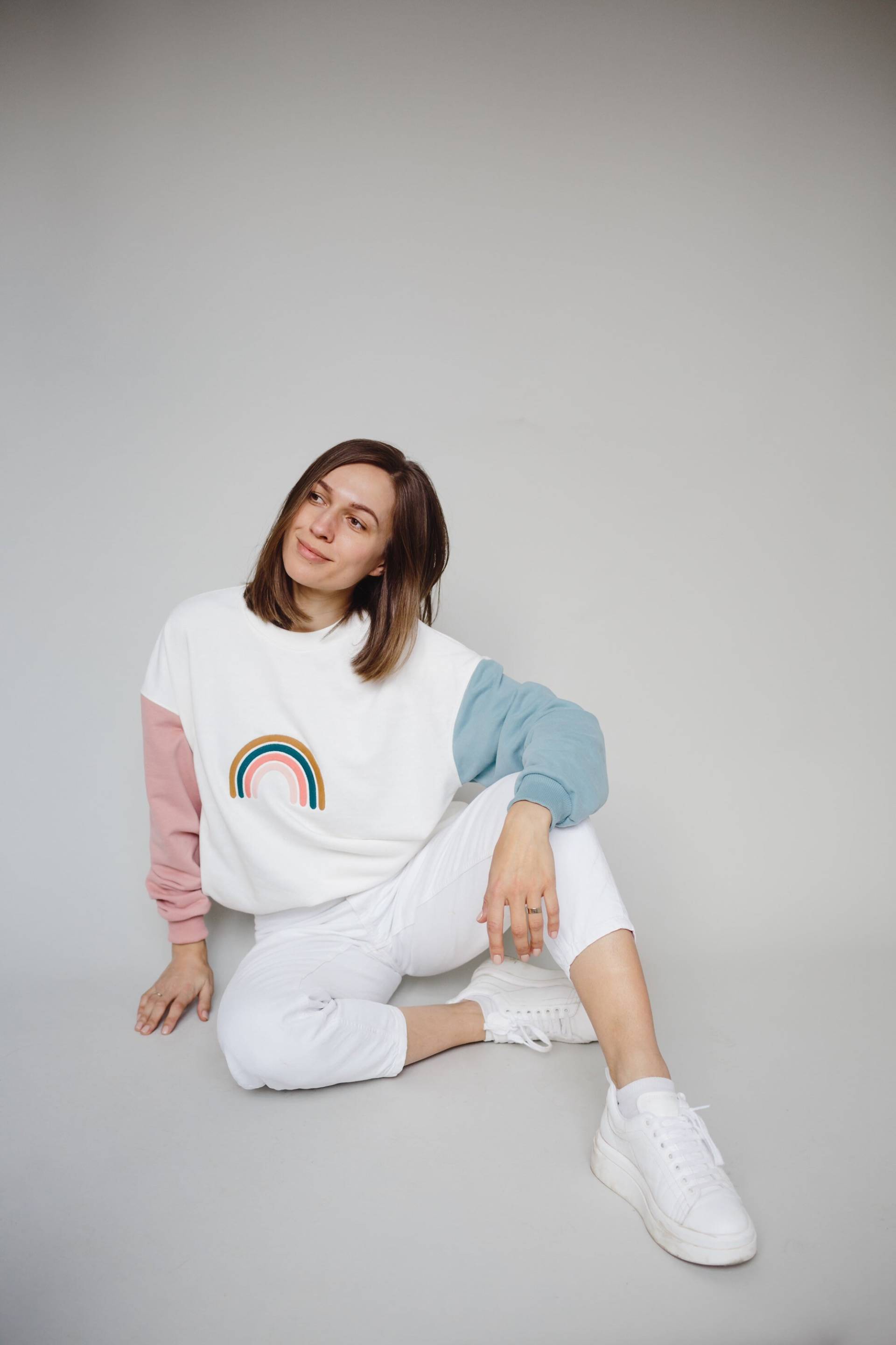 Damen Sweatshirt Mit Regenbogen, Baumwolle Kleidung, Frauen Frühling Outfit, Casual Mama Tochter Outfit von GurumamaStore