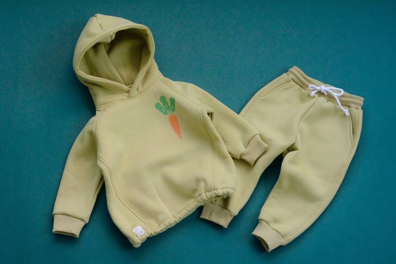 Handgefertigte Winter Herbst Baby Jungen Mädchen Unisex Fleece Joggers Langarm 2 Teilel Set Outfit von GurumamaStore