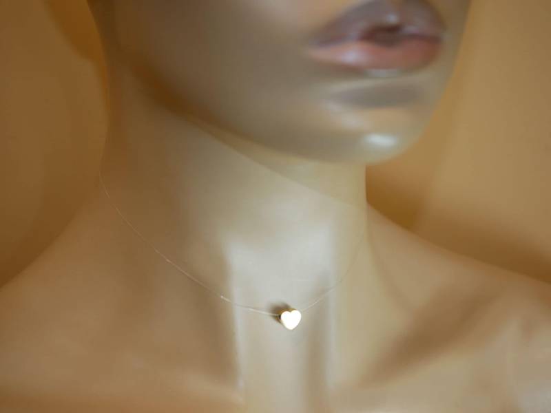 Schwebendes Herz, Zierliches Herz 8mm Mit Kette, Oder Kautschukband Gravuroption - Wahl In Edelstahl Natur, Golden Rosegold von GuteLauneSchmuckDE