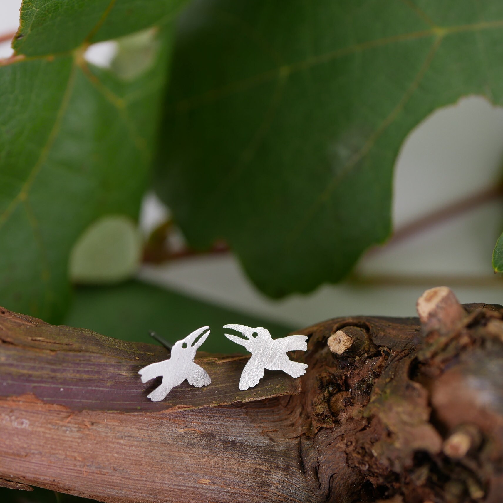 Silber Ohrstecker, Handgefertigt, Ohrschmuck Rabe Für Symbolik, Weisheit Und Mythologie, Halloween, Schmuck, Silber, 925, Tierschmuck, Vogel von GuteLauneSchmuckDE