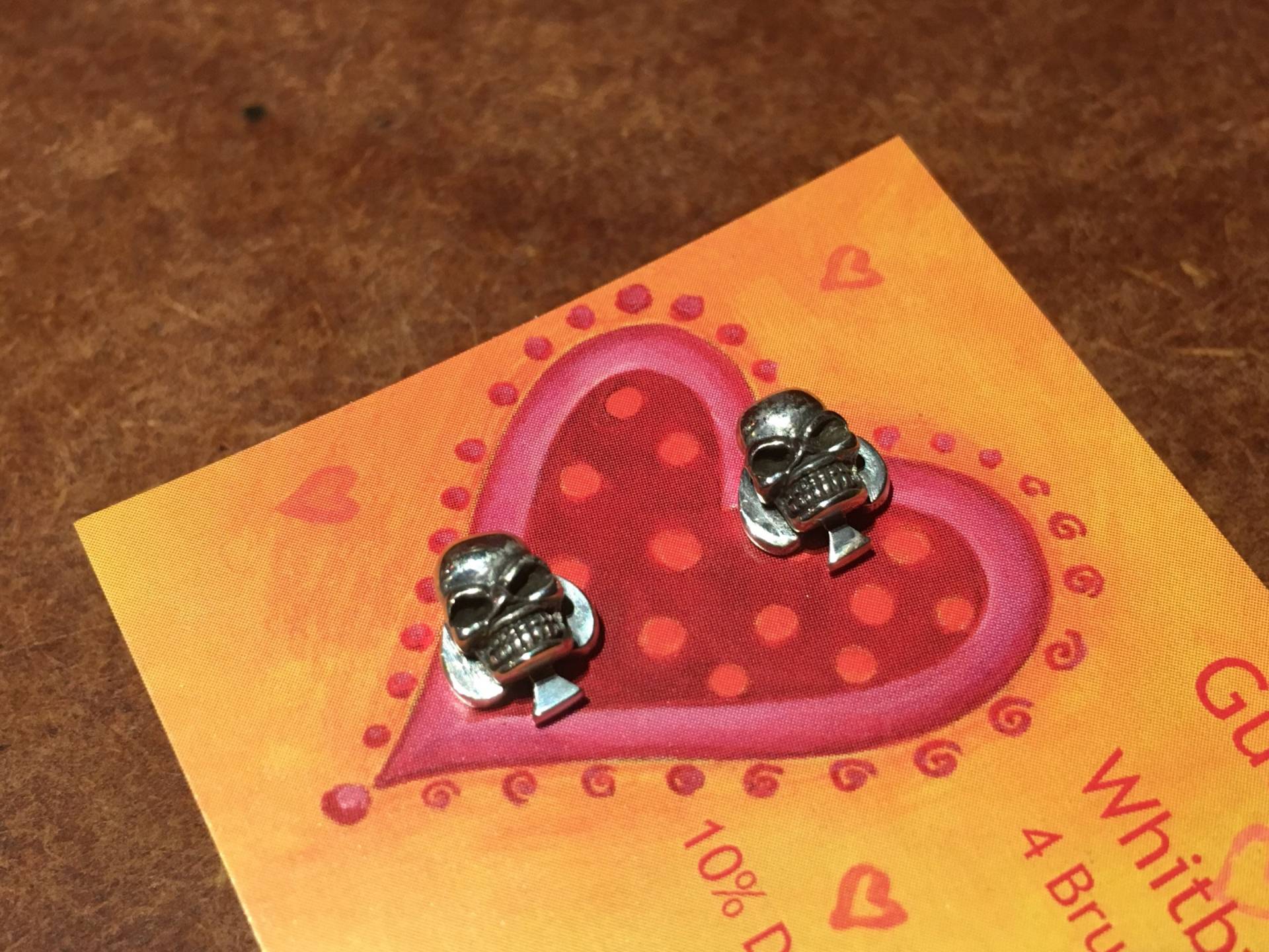 925 Silber 3D Totenkopf Ohrstecker - "Ace' von GutsyGingers