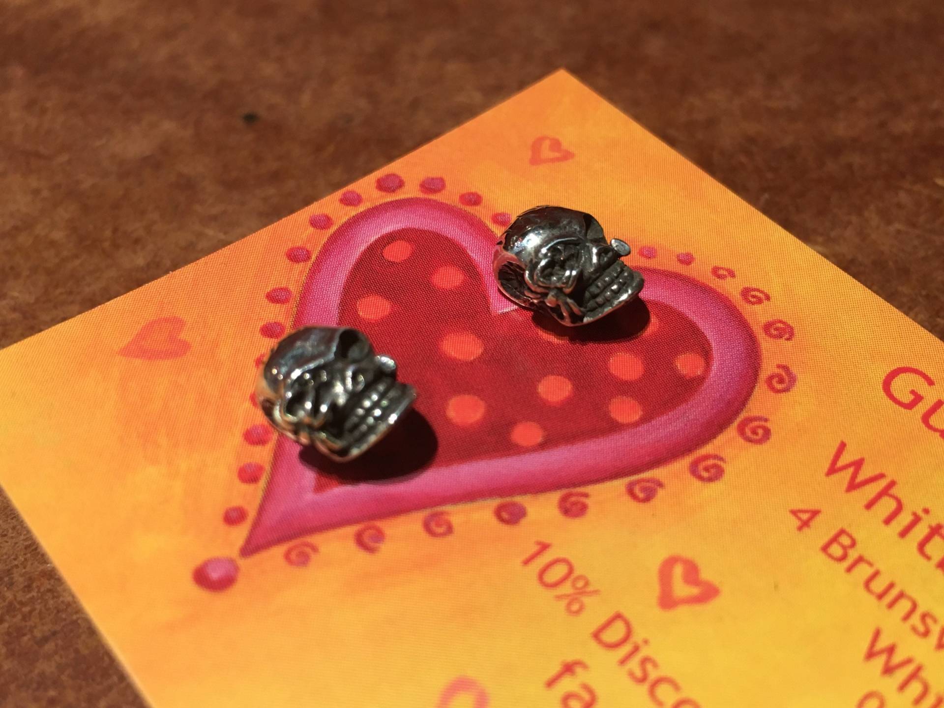 925 Silber 3D Totenkopf Ohrstecker - "Spinne' 925 Silber 3D Totenkopf Ohrstecker - "Spinne' von GutsyGingers