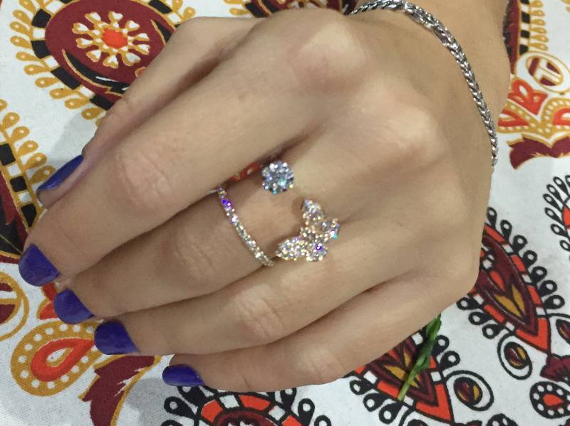 Schmetterling Und Blume Diamant Ring Roségold Unendlichkeit Ebnen Frauen Offene Art-Deco-Naturschmuck Schmetterling Und Blume Diamant Ring Roségold Unendlichkeit Ebnen Frauen Offene Art-Deco-Naturschmuck von GuyGrossJewelry