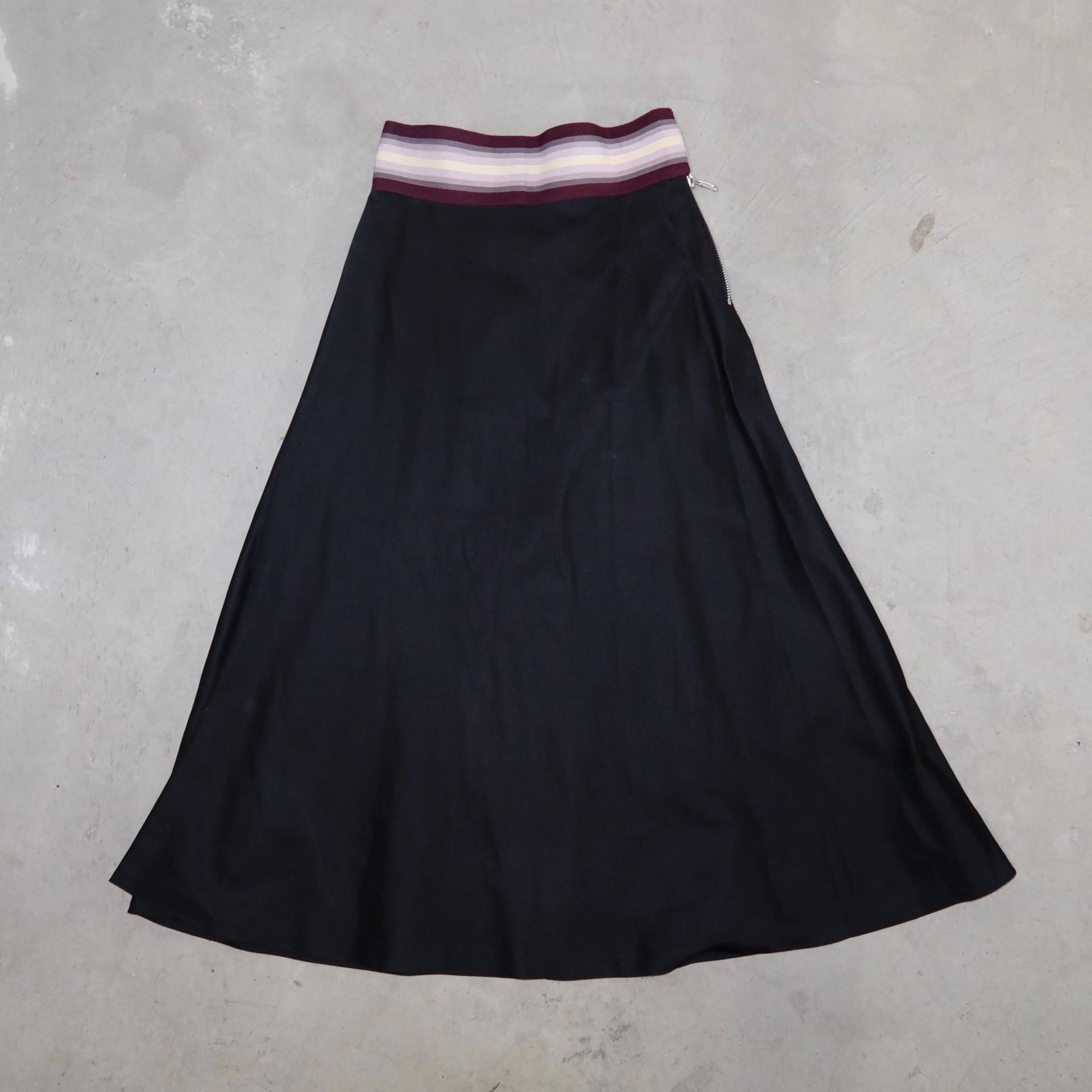 Chloé Aw2001 Schwarzer Midi Rock Chloé Aw2001 Schwarzer Midi Rock von GuzziArchive