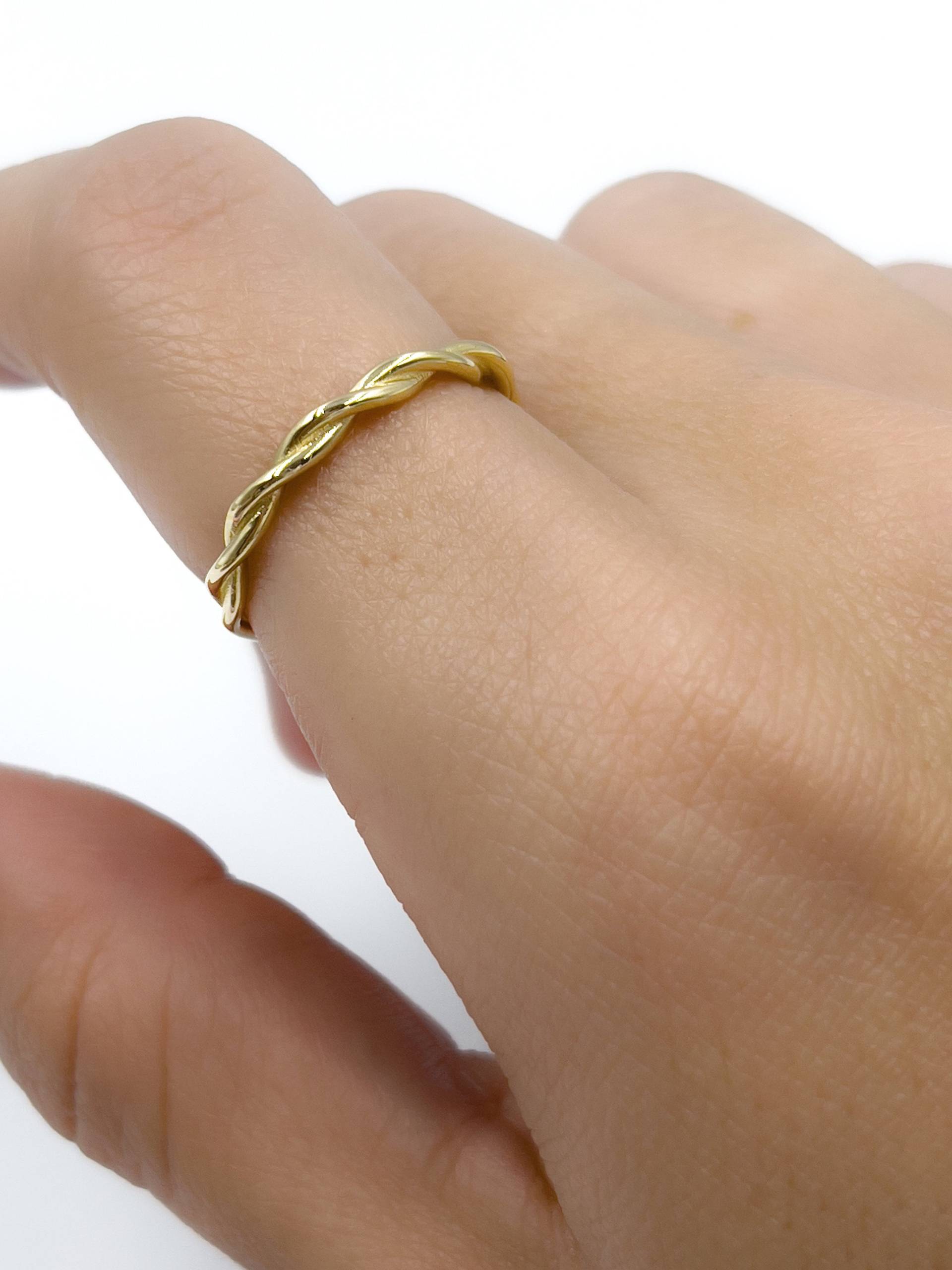 14K Massiver Gold Twist Seil Ring, Twisted Ehering, Zierlicher Stapelring, Echter Zarter Stapelbar Perlen von GvenceJewelryDesign