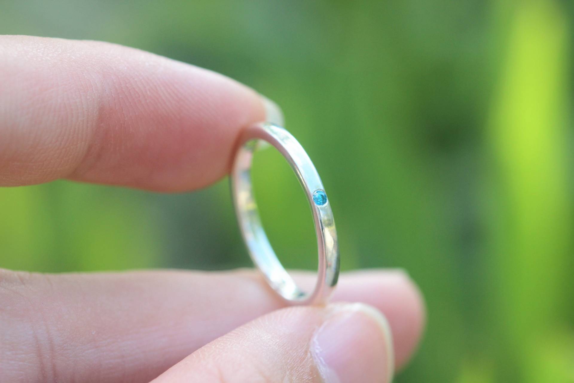 925 Silber Edelstein Ring, Personalisierter Stein Band Ring, Personliziert Geburtsstein Schmuck, Schlichte Zierliche Schmuck von GwenShopArt