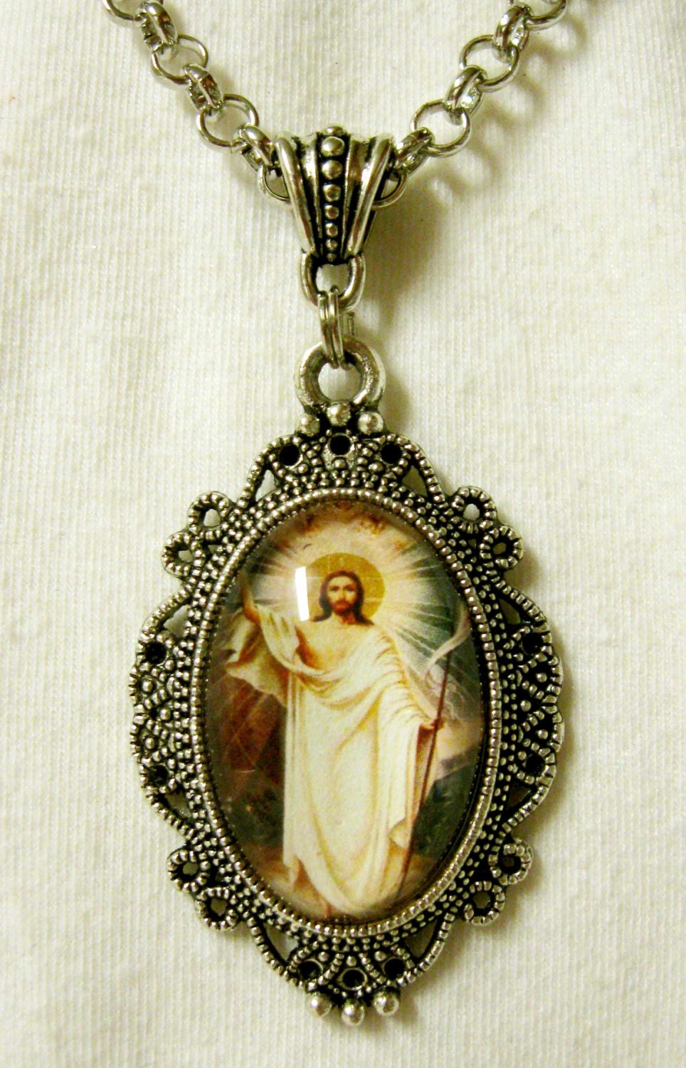 Auferstehung Christi Anhänger Mit Kette - Ap04-222 50% Reduziert von Gwendysgems