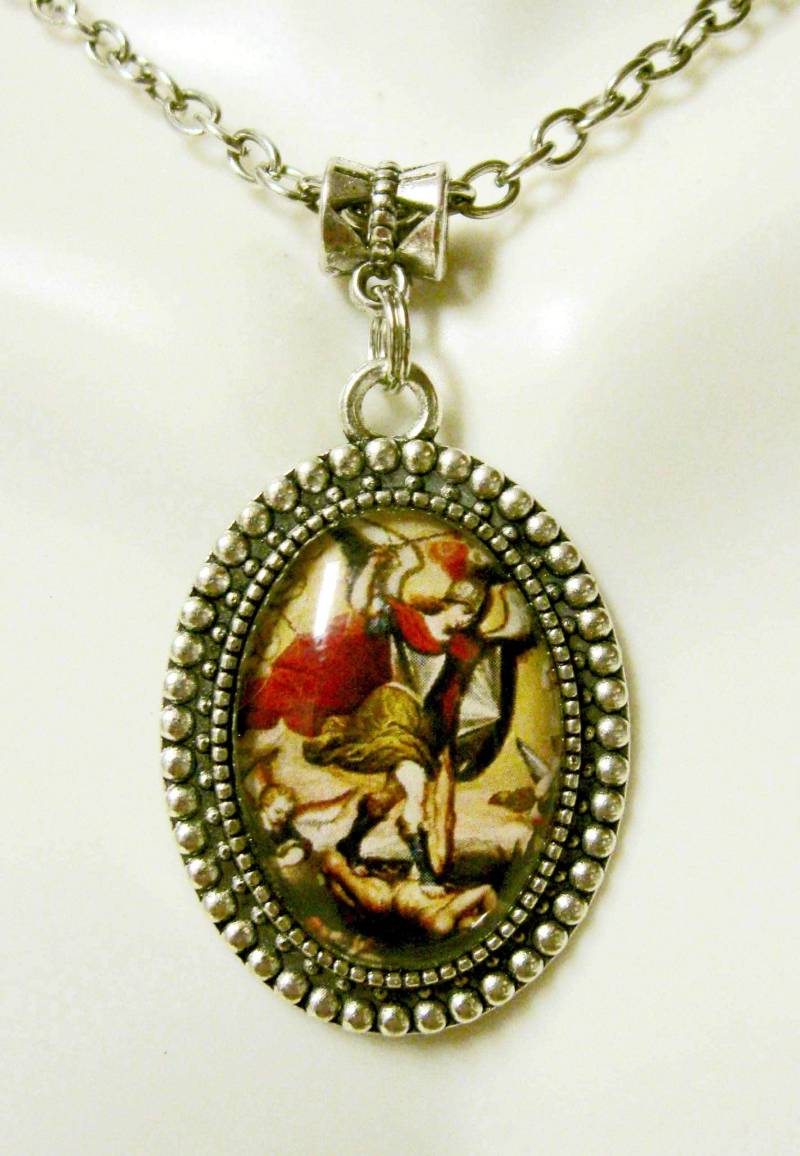 Cusco Erzengel Michael Anhänger Und Kette - Ap05-141 von Gwendysgems