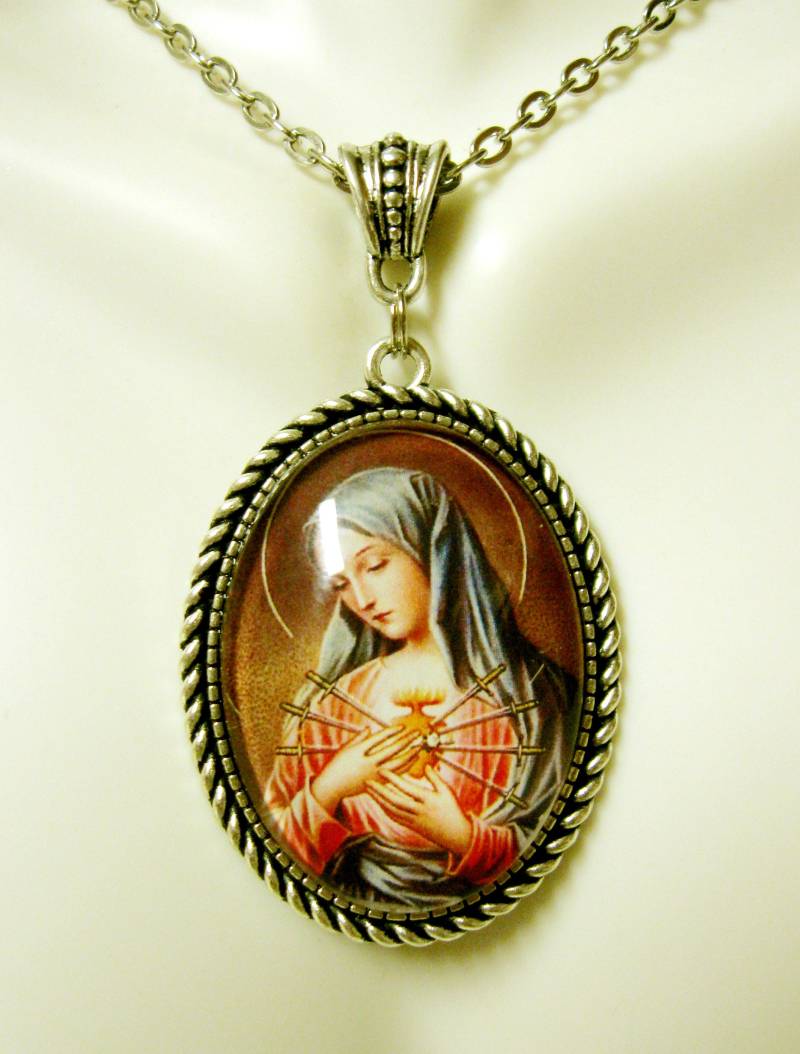Die Schmerzhafte Muttergottes-Anhänger Und Kette - Ap09-280 von Gwendysgems