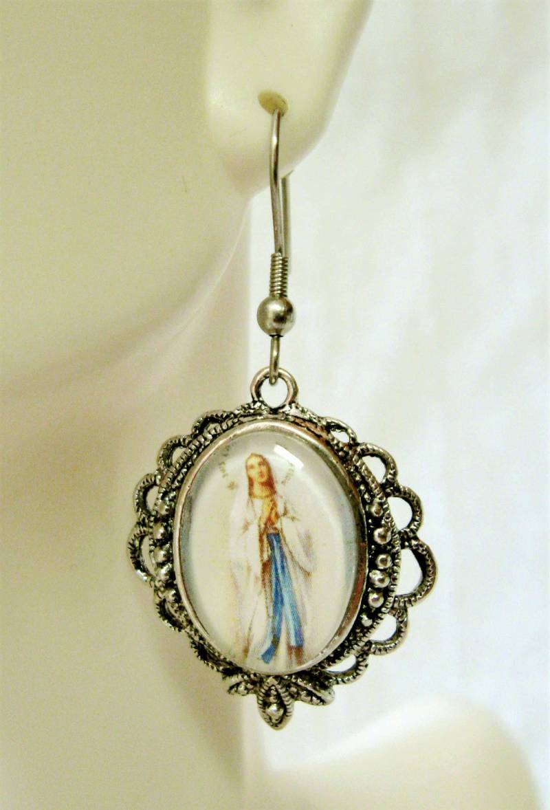 Glasohrringe Unsere Liebe Frau Von Lourdes - Ap06-161 von Gwendysgems