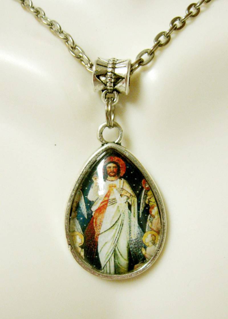 Göttliche Barmherzigkeit Des Christenträgers Anhänger Und Kette-Ap02-083 von Gwendysgems